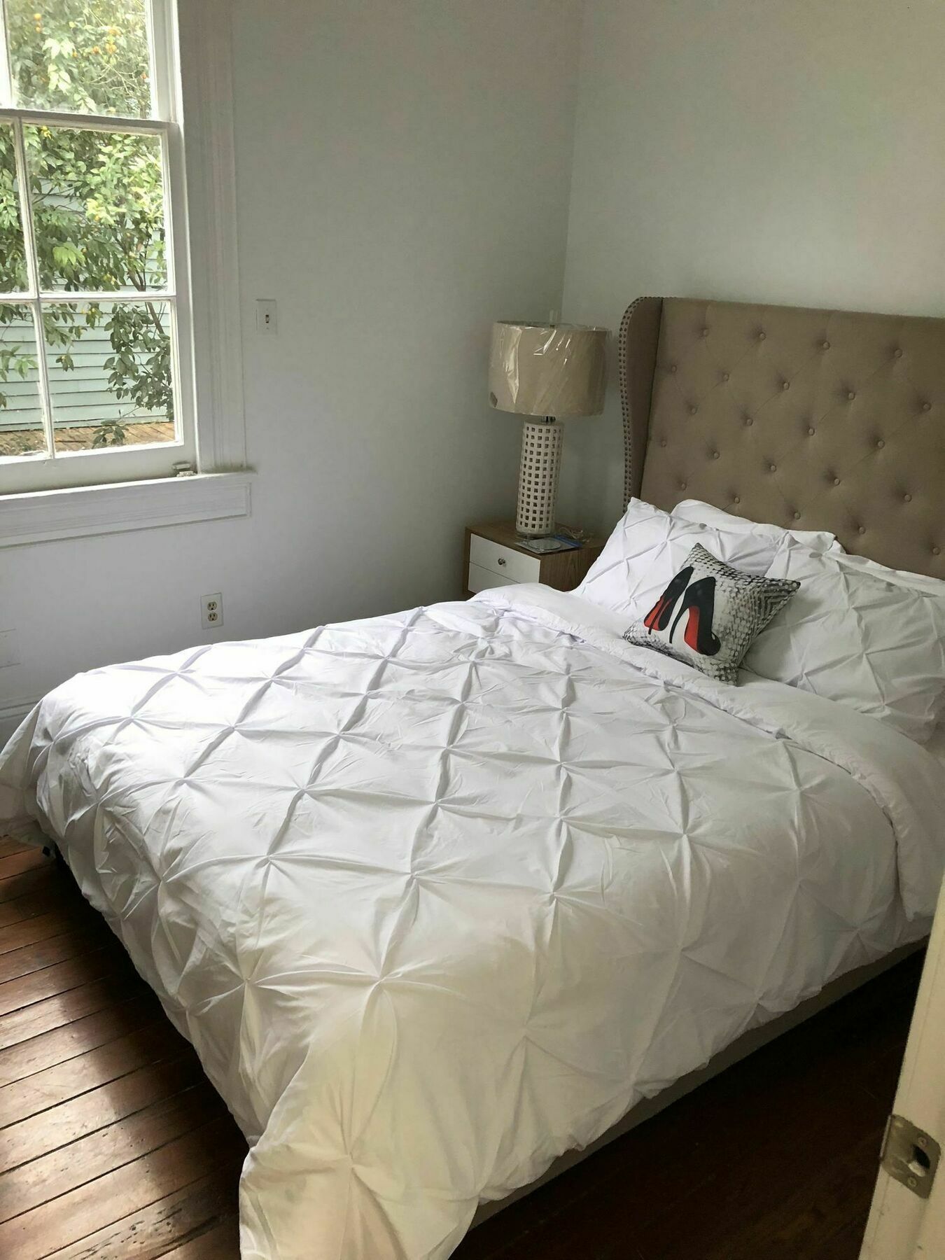 Apartment 5 Br. Newly Renovated Next To French Qt